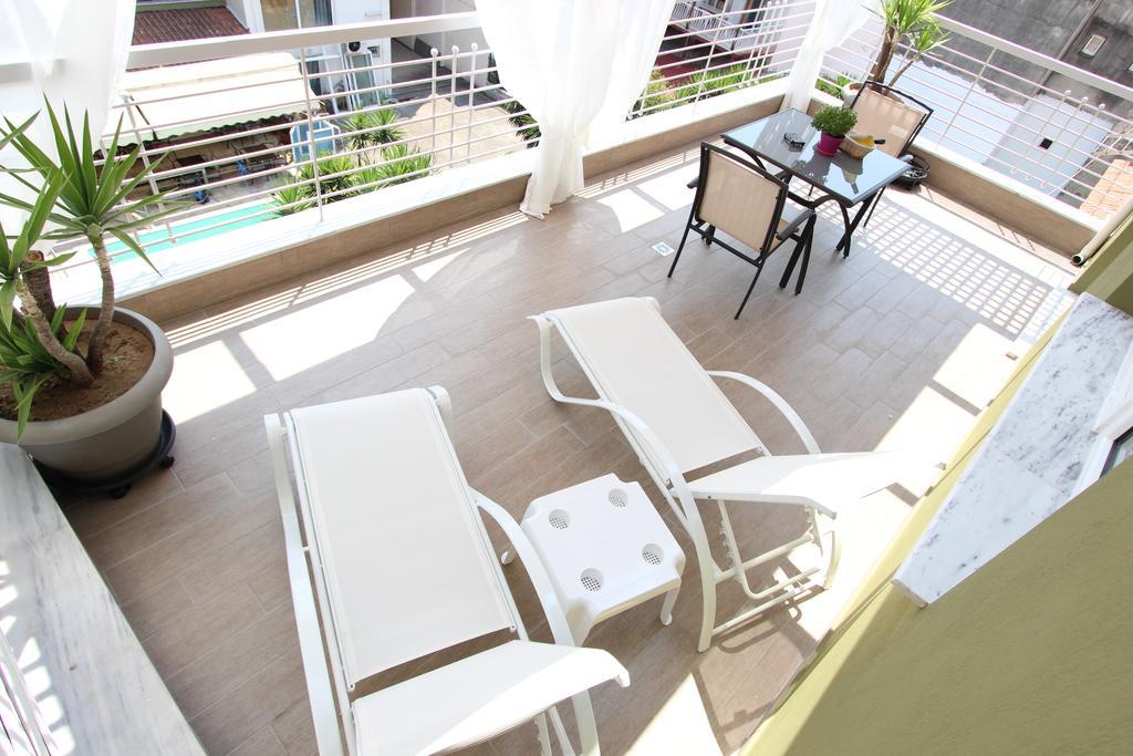 Hotel Mallas Nea Kallikrateia エクステリア 写真