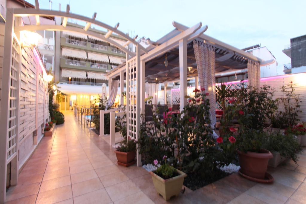 Hotel Mallas Nea Kallikrateia エクステリア 写真