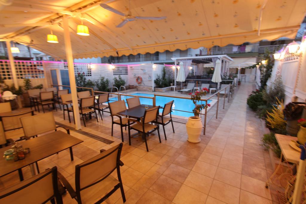 Hotel Mallas Nea Kallikrateia エクステリア 写真