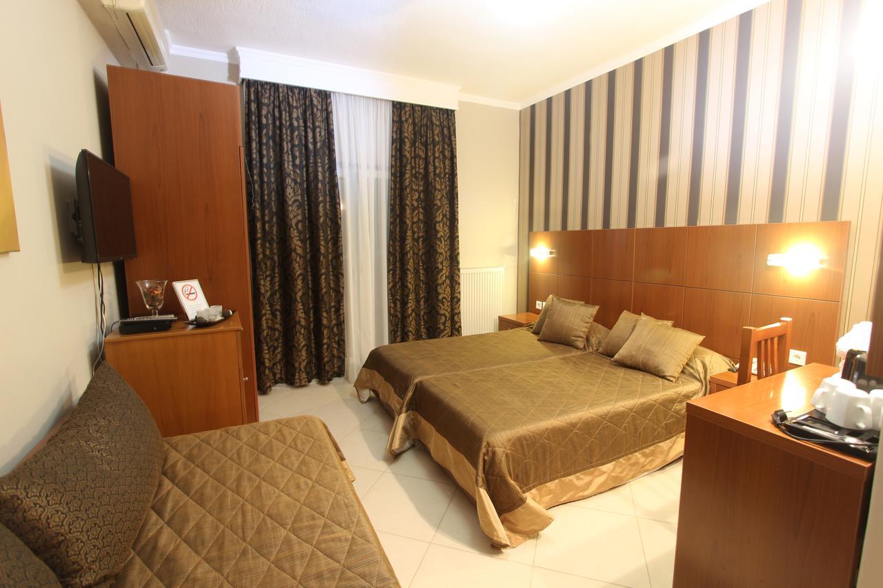 Hotel Mallas Nea Kallikrateia エクステリア 写真