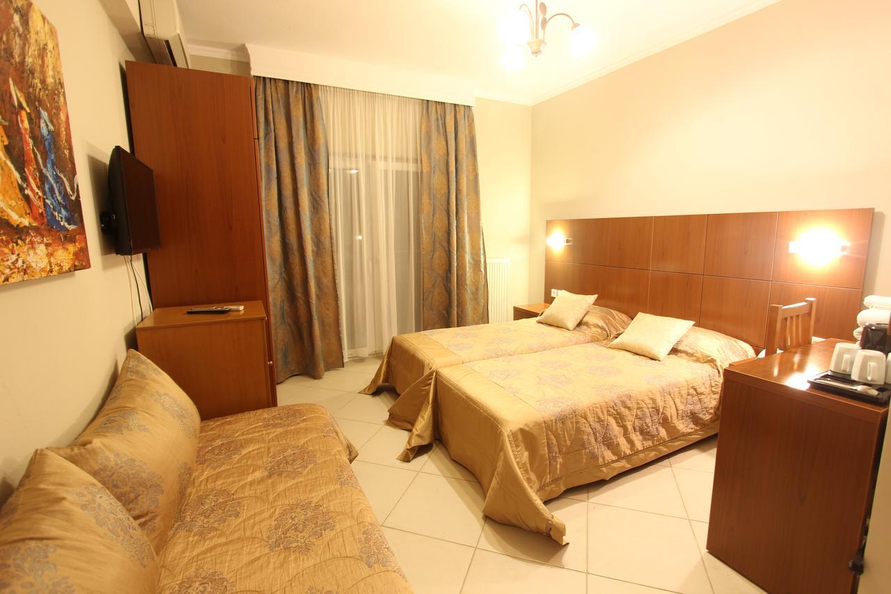 Hotel Mallas Nea Kallikrateia エクステリア 写真