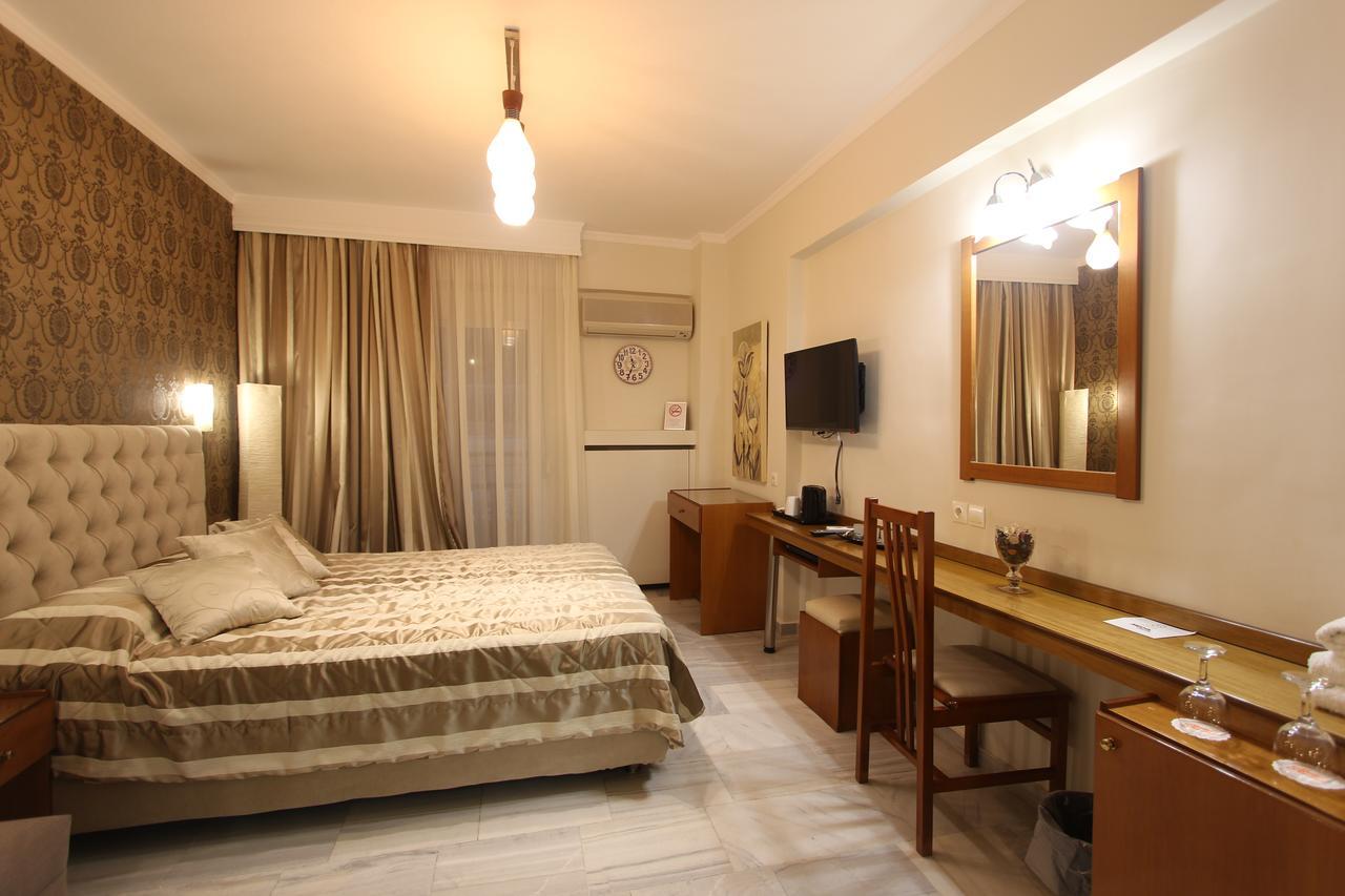 Hotel Mallas Nea Kallikrateia エクステリア 写真